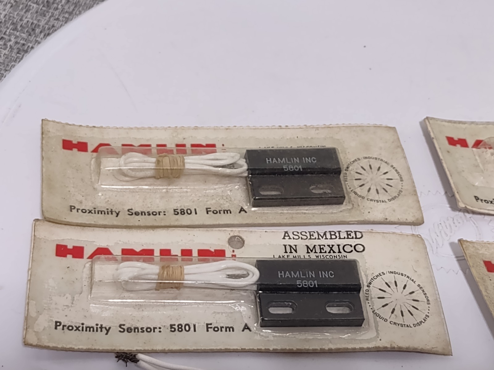 5801 HAMLIN PROXIMITY SENSOR FORM A – 4 PCS – New Old Stock – Vintage
