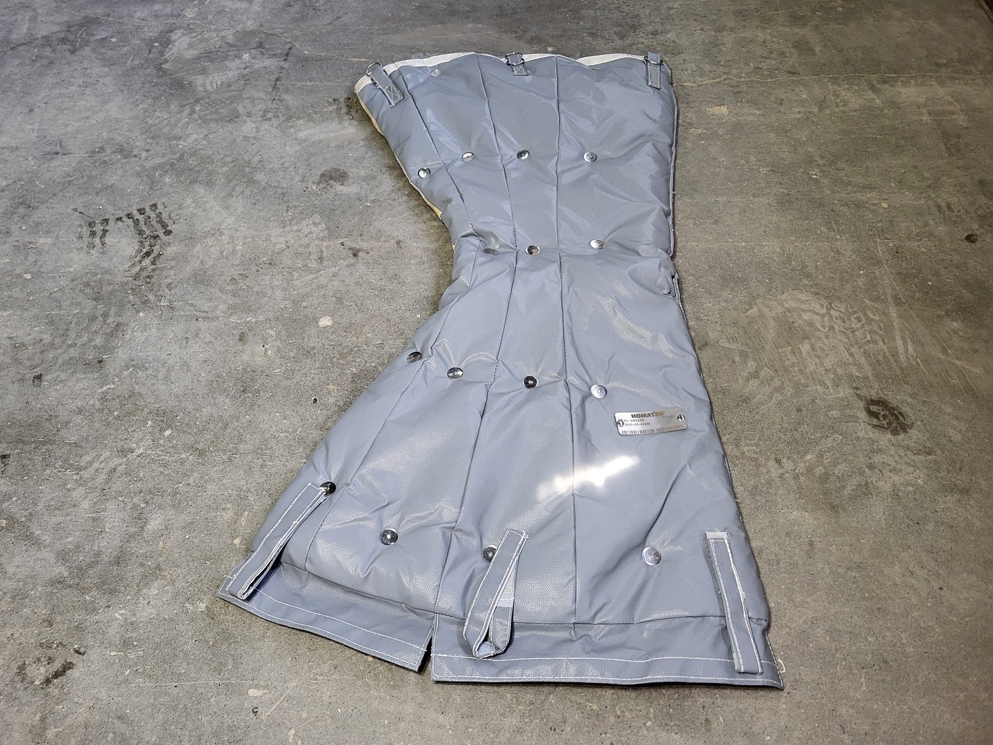SURPLUS NEW KOMATSU EM5156 Exhaust Blanket – Heavy Machinery