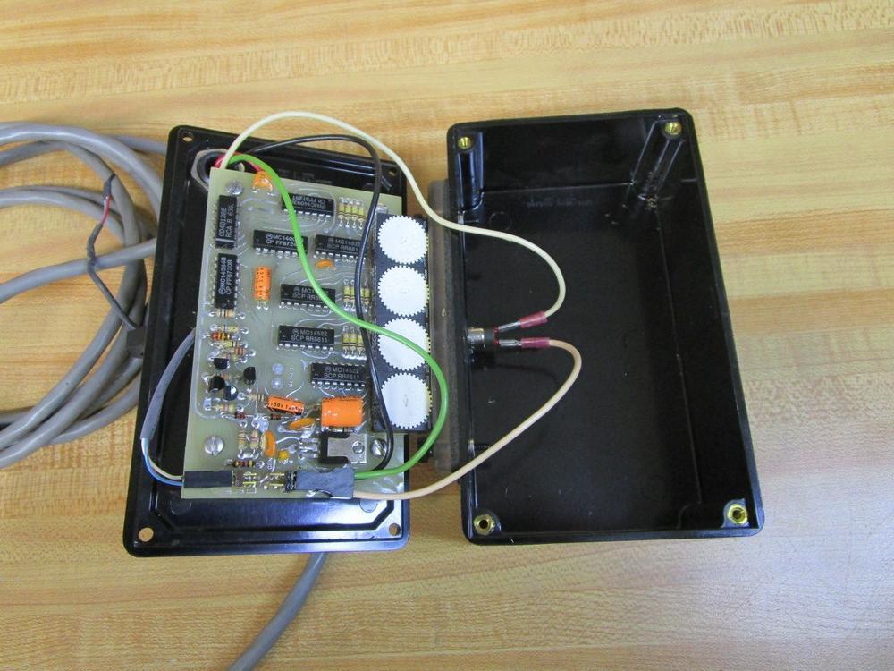 Liquid Metronics 1088 LMI Programmable Flowmeter-Pulser