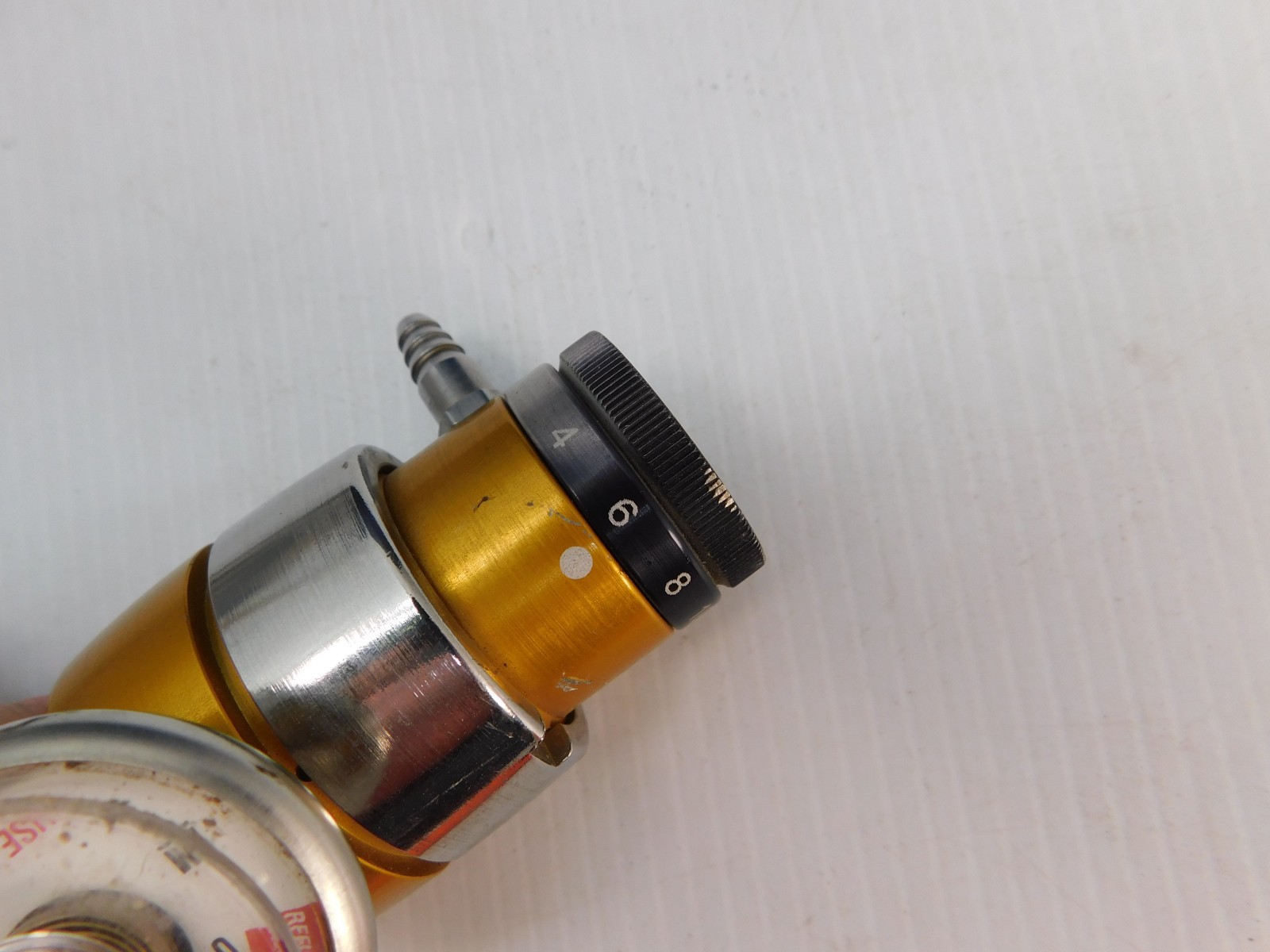 Western Media OPA-820 Oxygen regulator, click type, 3000 psi input