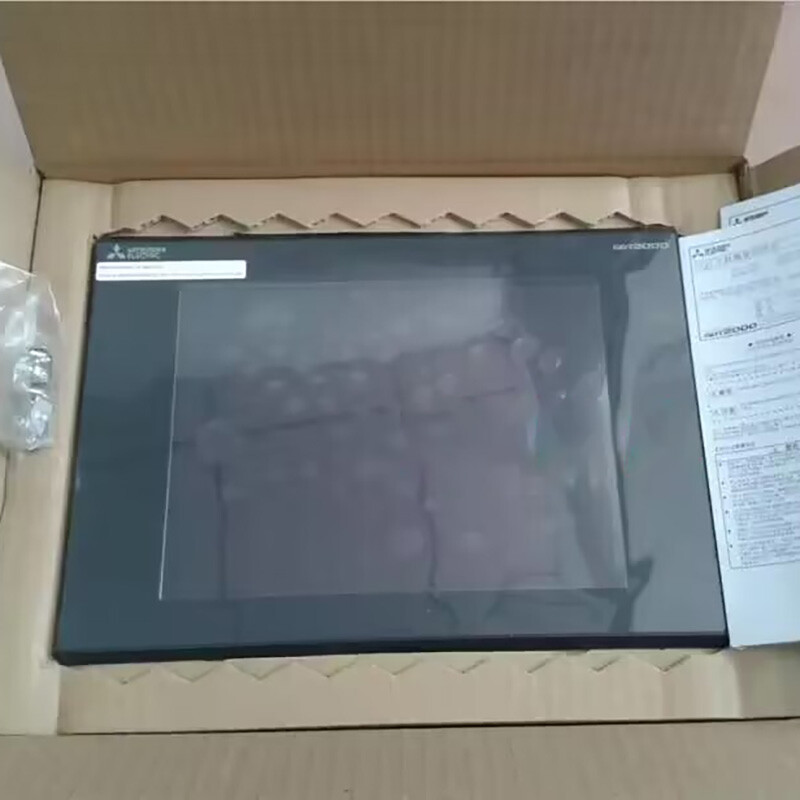 Mitsubishi GT2710-VTBA 10.4 Touch Screen New Spot Goods Expedited Shipping