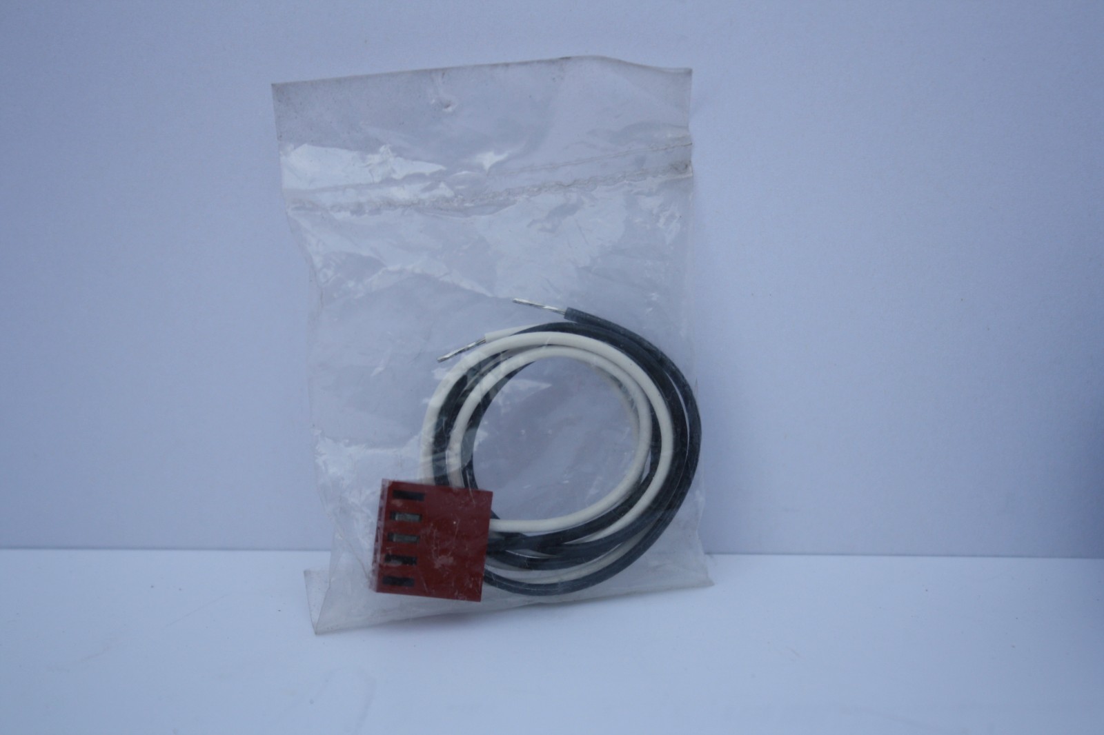 RED LION CONTROLS DITAK-5 4 DIGIT RPM/TACHOMETER Gauge Car INDUSTRIAL HEAVY DUTY