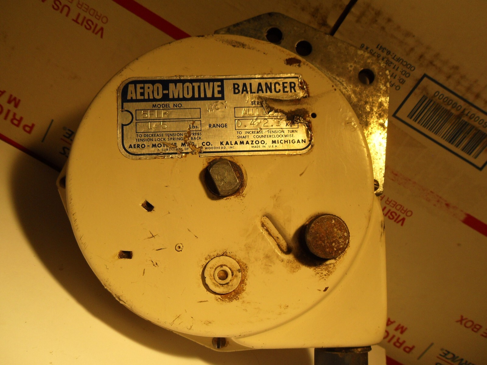 AERO-MOTIVE, 5FLR, 1 to 5lbs Tool Retractor Balancer.