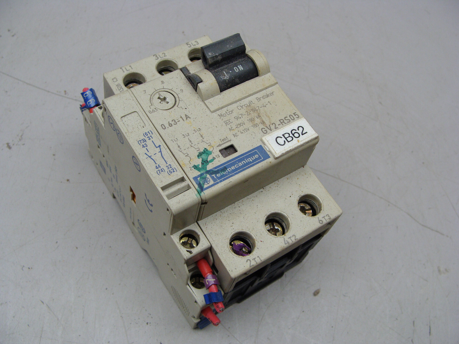 TELEMECANIQUE CIRCUIT BREAKER GV2-RS05 W/GV2-AN11 AUX CONTACT