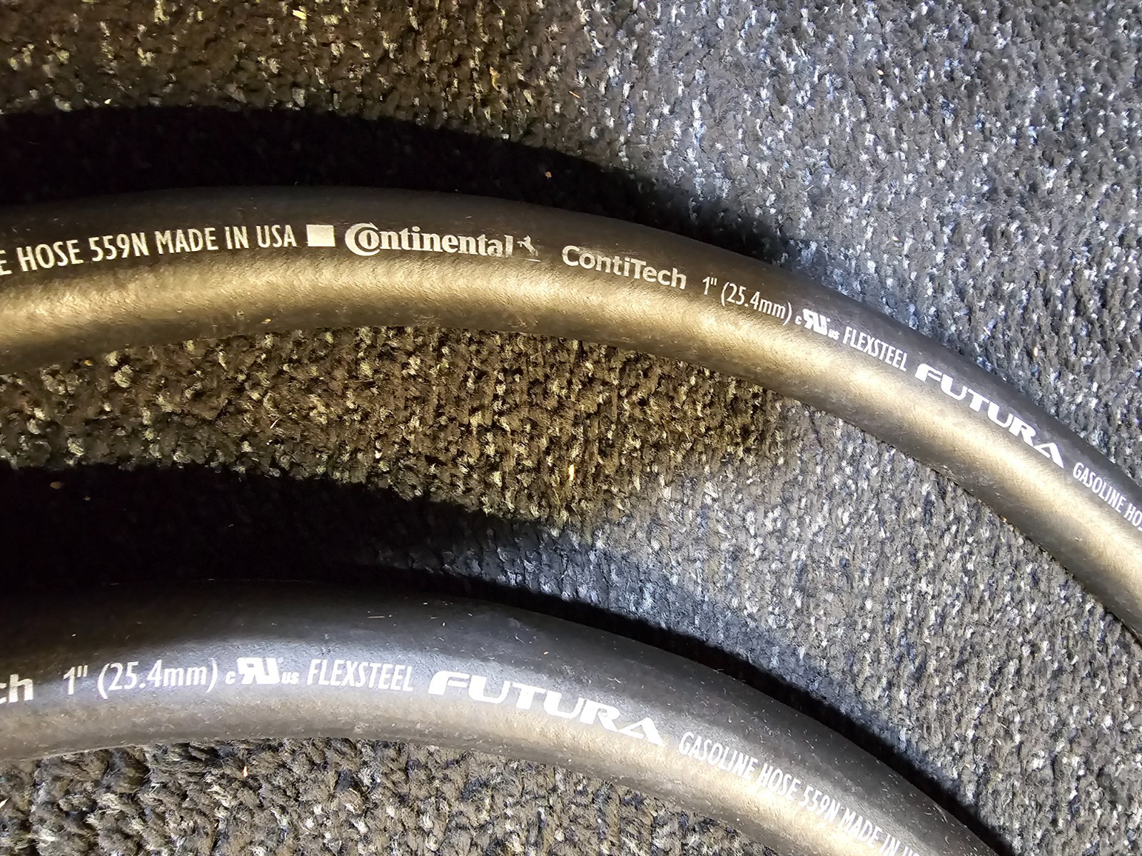 Continental ContiTech 1″ Futura Flexsteel 141″ Length Gasoline Hose w/Fittings