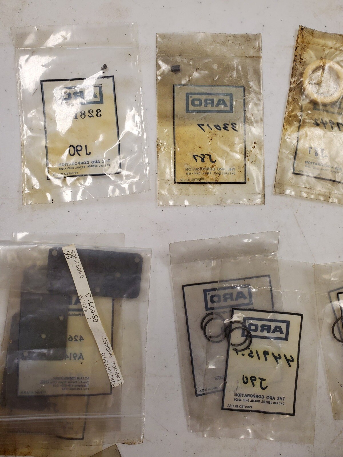 Lot Of 68 ARO INGERSOLL RAND Seals 42321 32814 33017 37942 39452 39679 44915