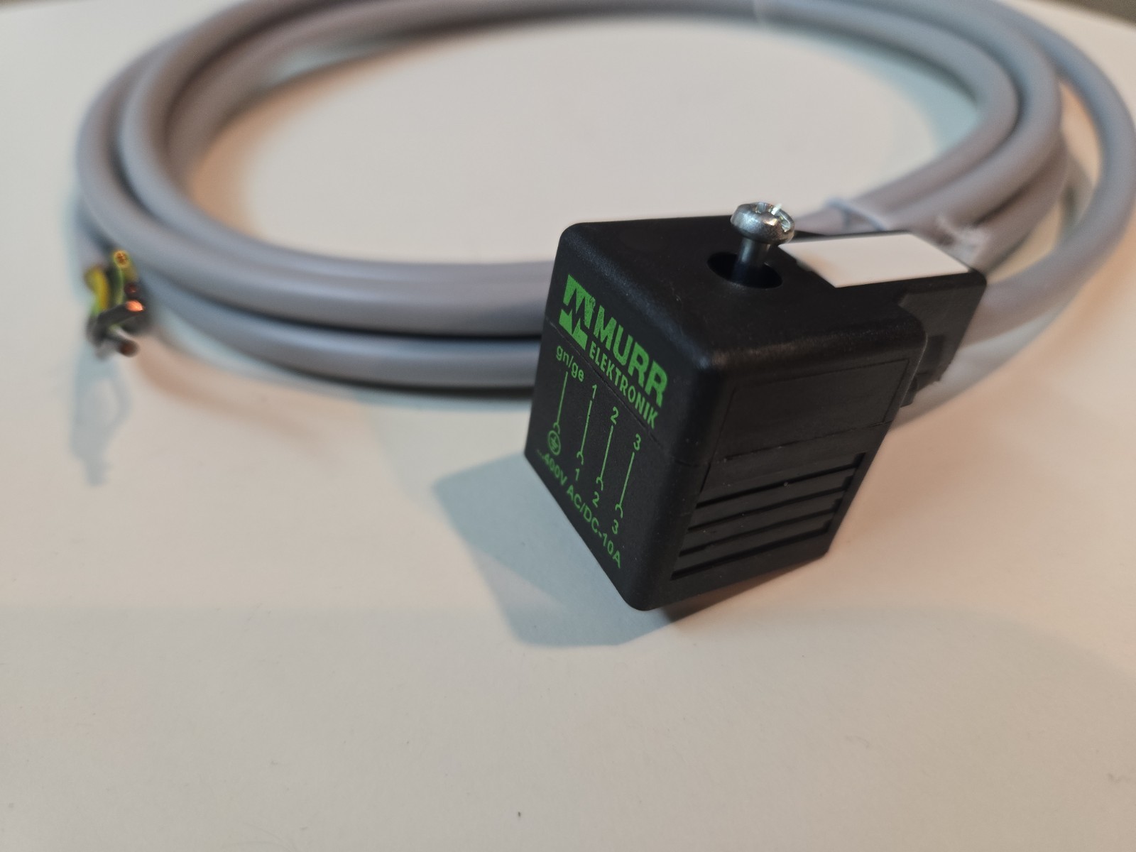 MURR ELEKTRONIK 24V AC/DC-4A Relay Module. New. Open Box. FREE SHIPPING