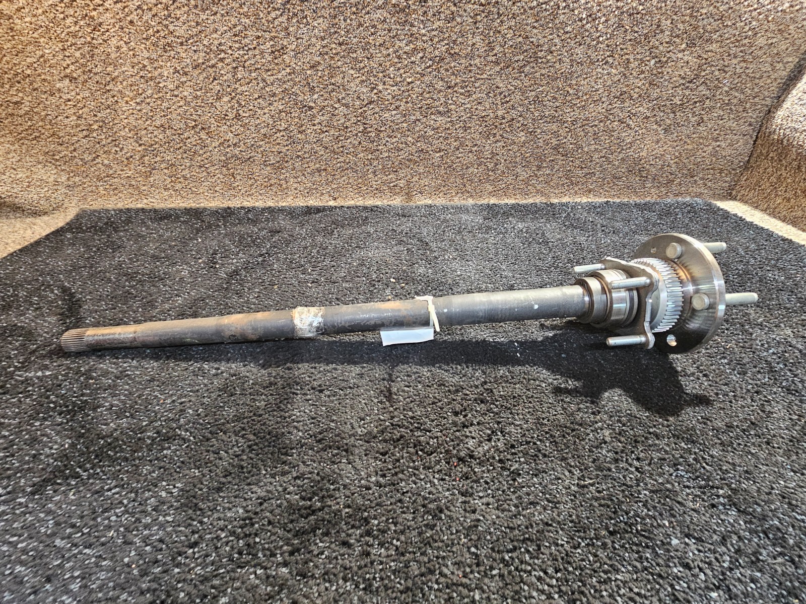 Rear Axle Shaft 10108925 – 5 Lug Hub Raised Center 4 Stud Axle Mount ABS Ring