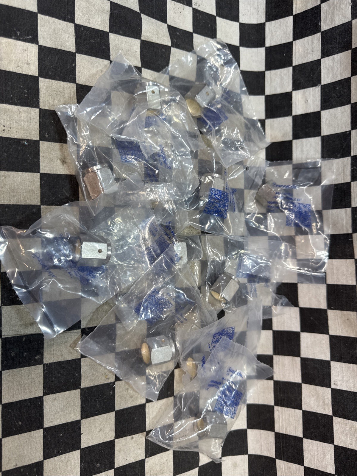 SWAGELOK SS-4-VCR-1, SS4VCR1, NUT 1/4″ VCR, LOT OF 11, SHIPSAMEDAY#126R24