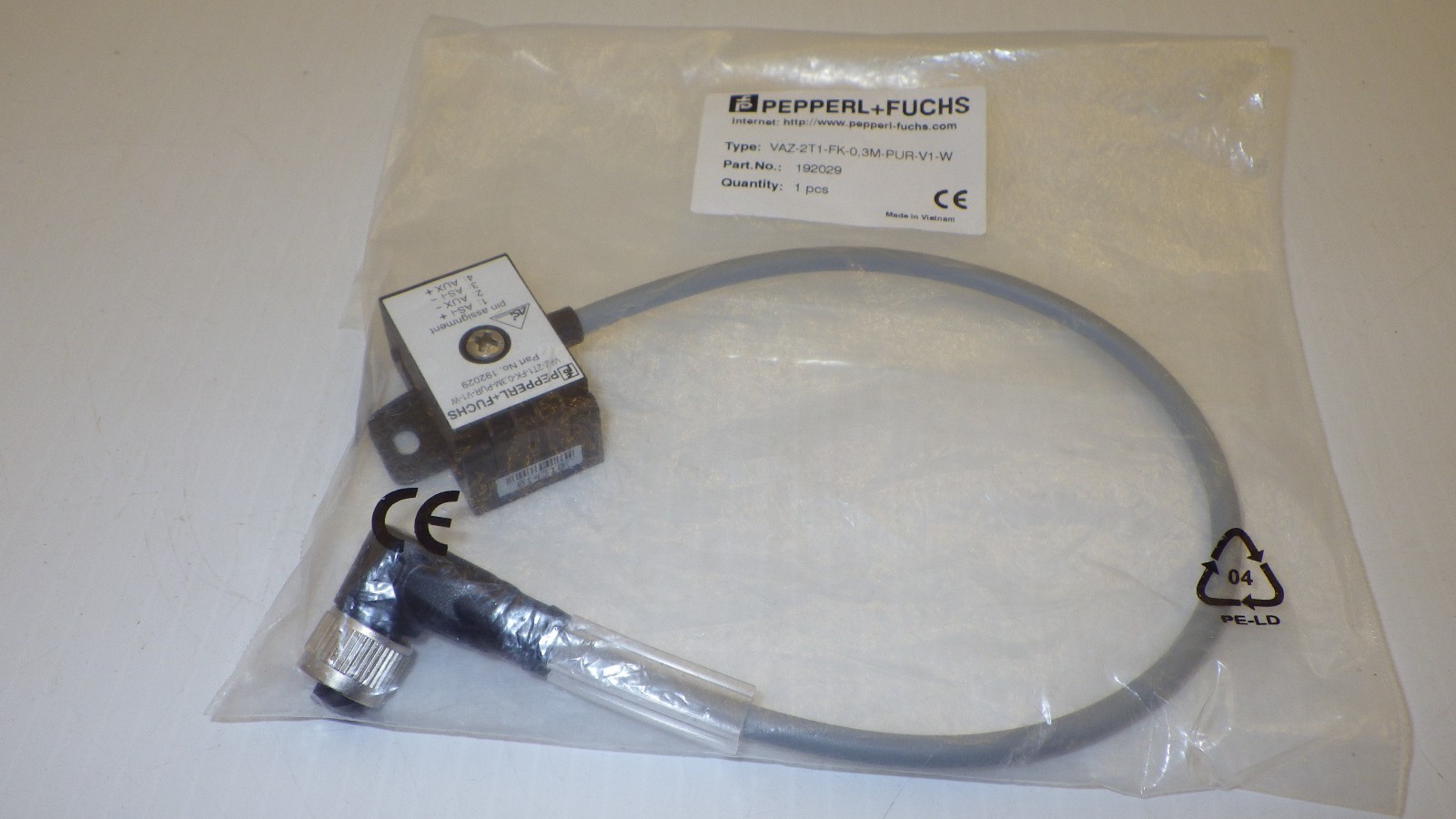 PEPPERL+FUCHS VAZ-2T1-FK-0.3M-PUR-V1-W (192029) SENSOR AS-INTERFACE NIB