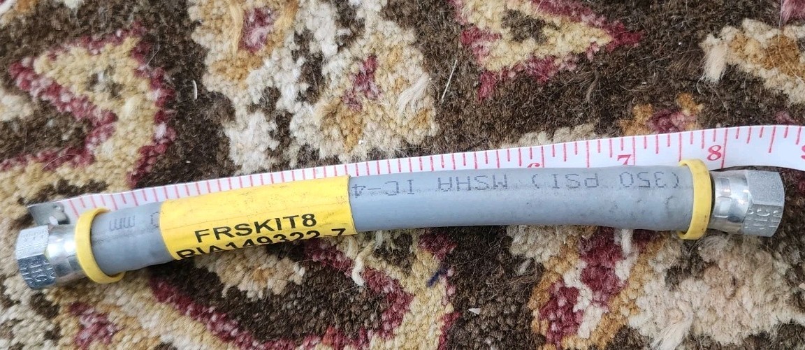 PARKER PUSH-LOK Plus 3/8″ 801-6-WP 2, 4 MPa Welding / Gas HOSE 8″ W/ FIT 350PSI