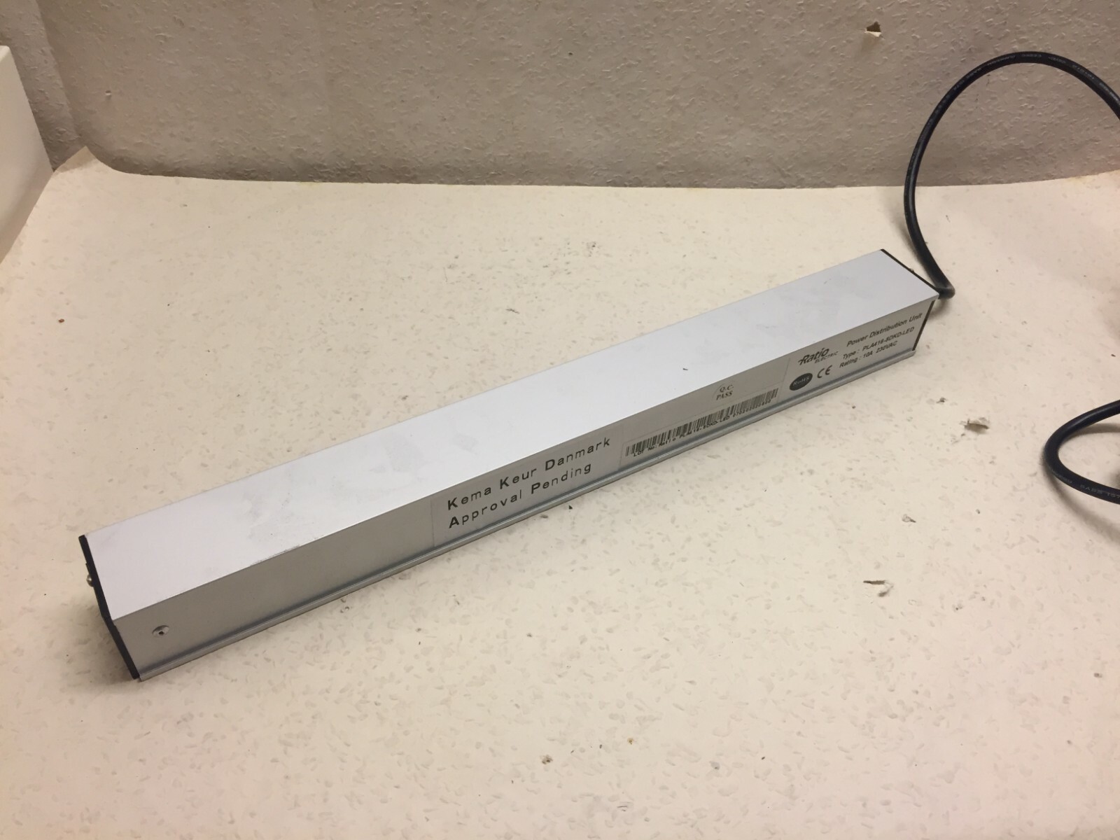 Plenty PLA416-8S 8 x EU Connectors 16A 230VAC 19″ 1U Power Distrubition Unit