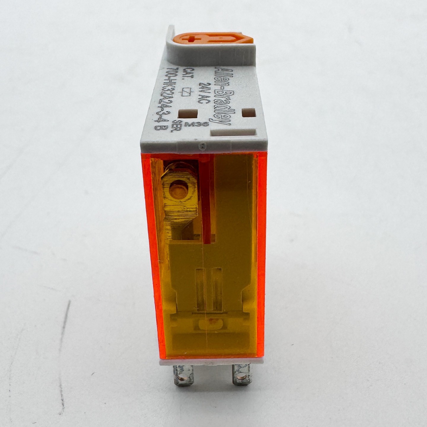 700-HK32A24-3-4 24V 50/60Hz GP Slim Line Relay New Original 700HK32A2434