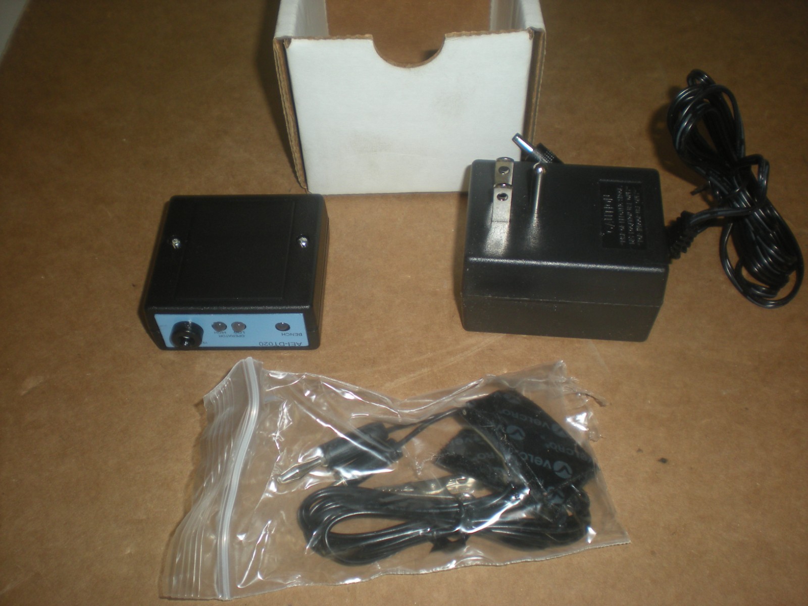 ARATRON AEI-DT020 Dual ESD Threshold Monitor Anti-Static Unit – NOS