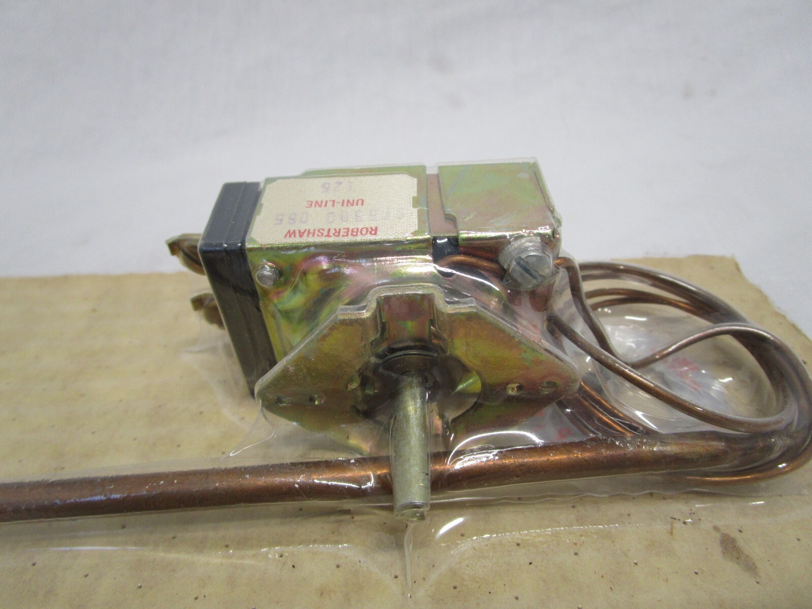 NEW ROBERTSHAW SE 5300 065 THERMOSTAT