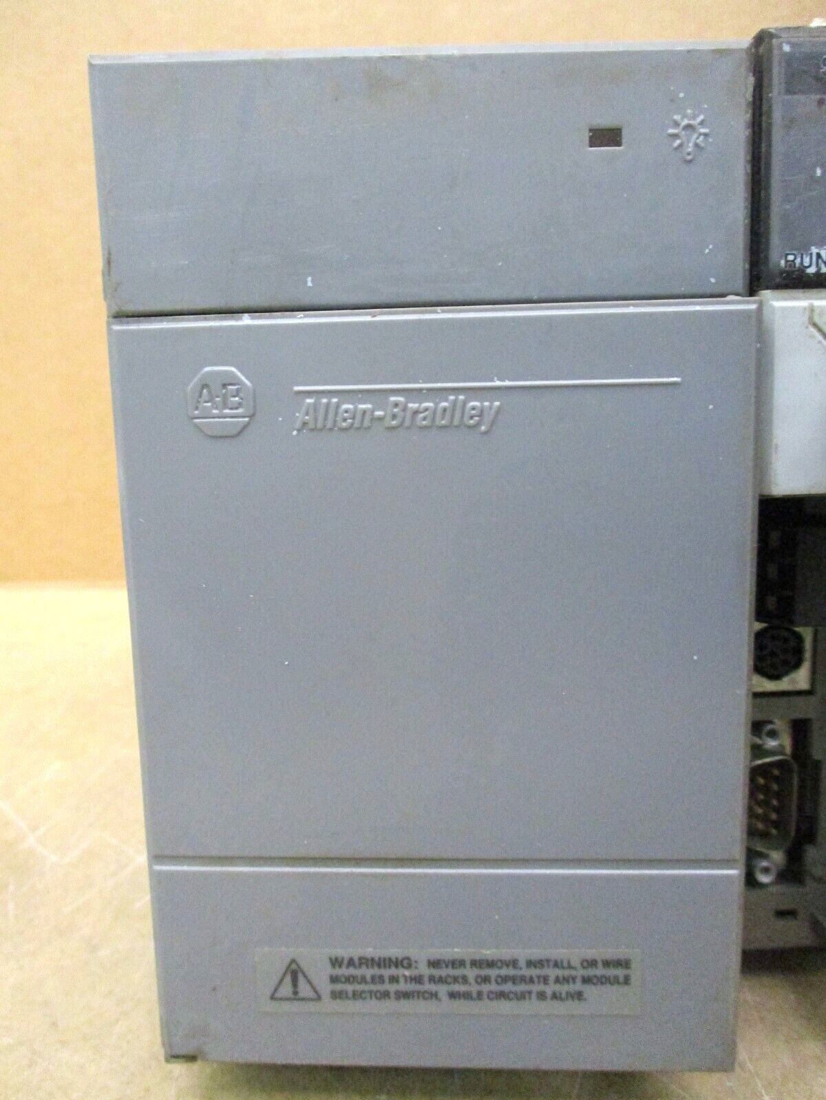 Allen-Bradley SLC 500 1746-P3 SLC 5/04 CPU 1747-L541 1747-DCM 1747-SDN 48681GN