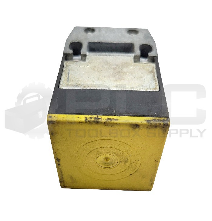 NEW TURCK BI15-CK40-AN6X2-H1141 INDUCTIVE SENSOR 10-30VDC 200MA SN=15MM