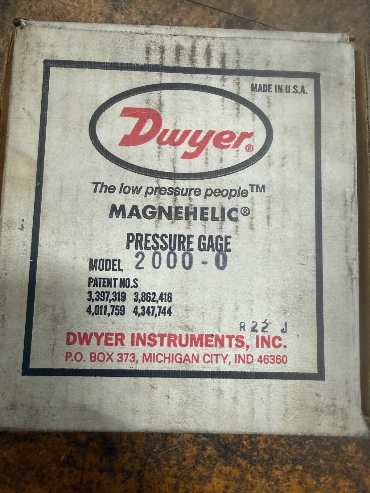 DWYER 2000-0C 15PSI 0-.50 NSNP (NEW)