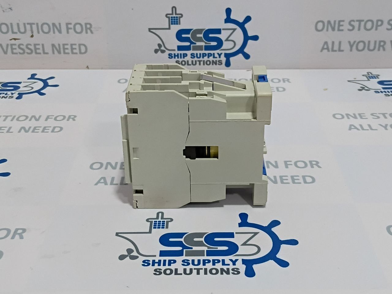 Eaton / Cutler-Hammer CE15ANS3 3-Pole Contactor Coil Voltage 110V 50Hz 120V 60Hz