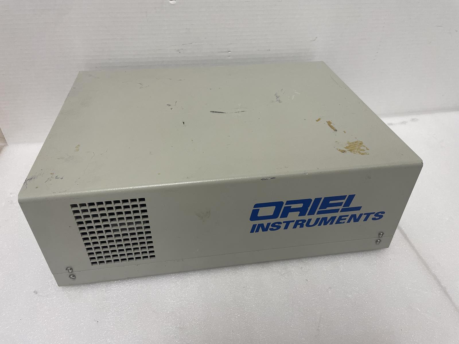 ORIEL INSTRUMENTS 68806 BASIC POWER SUPPLY