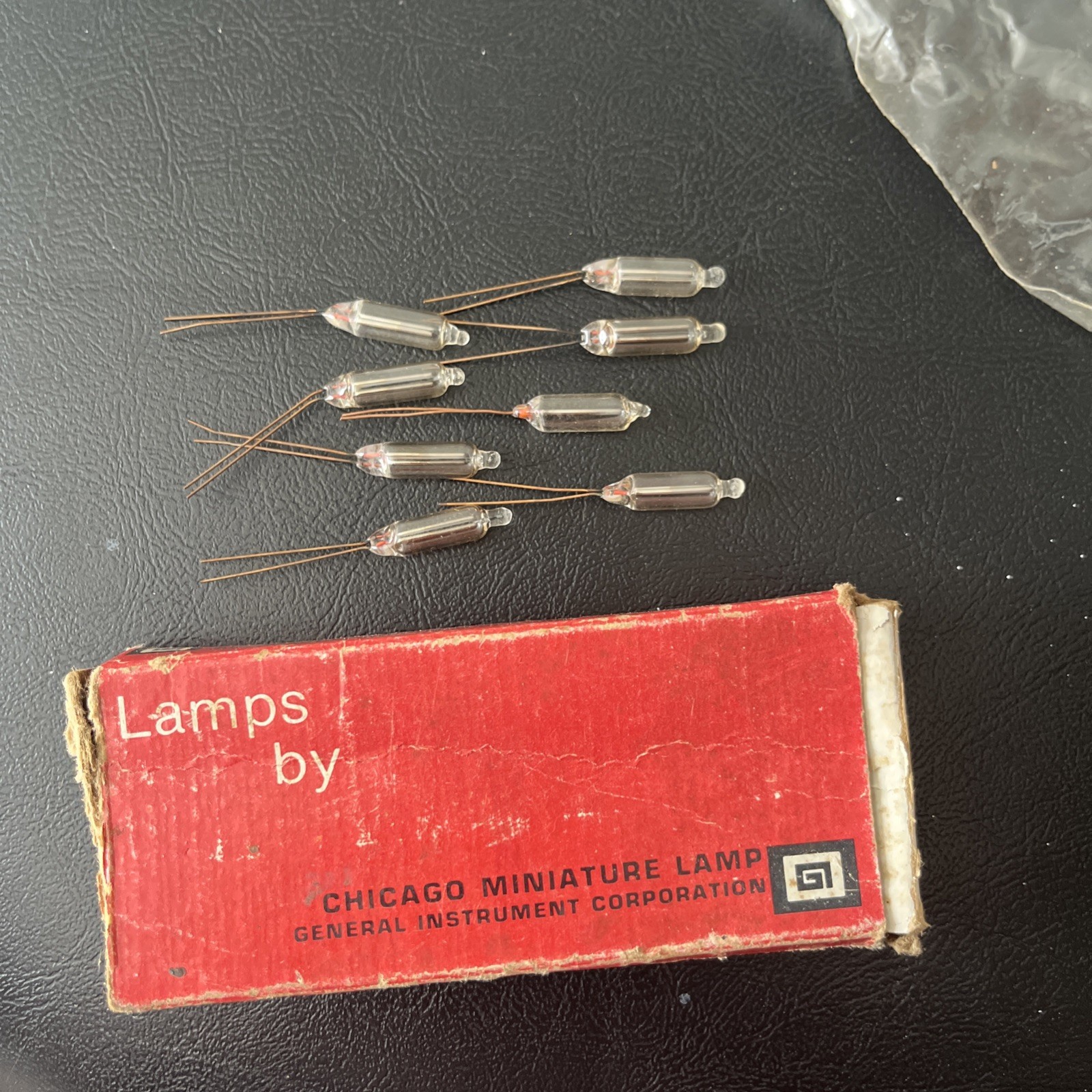 Vintage Chicago Miniature Lamps 10-A6A box of 18 StroboTuner-StroboConn Part LB