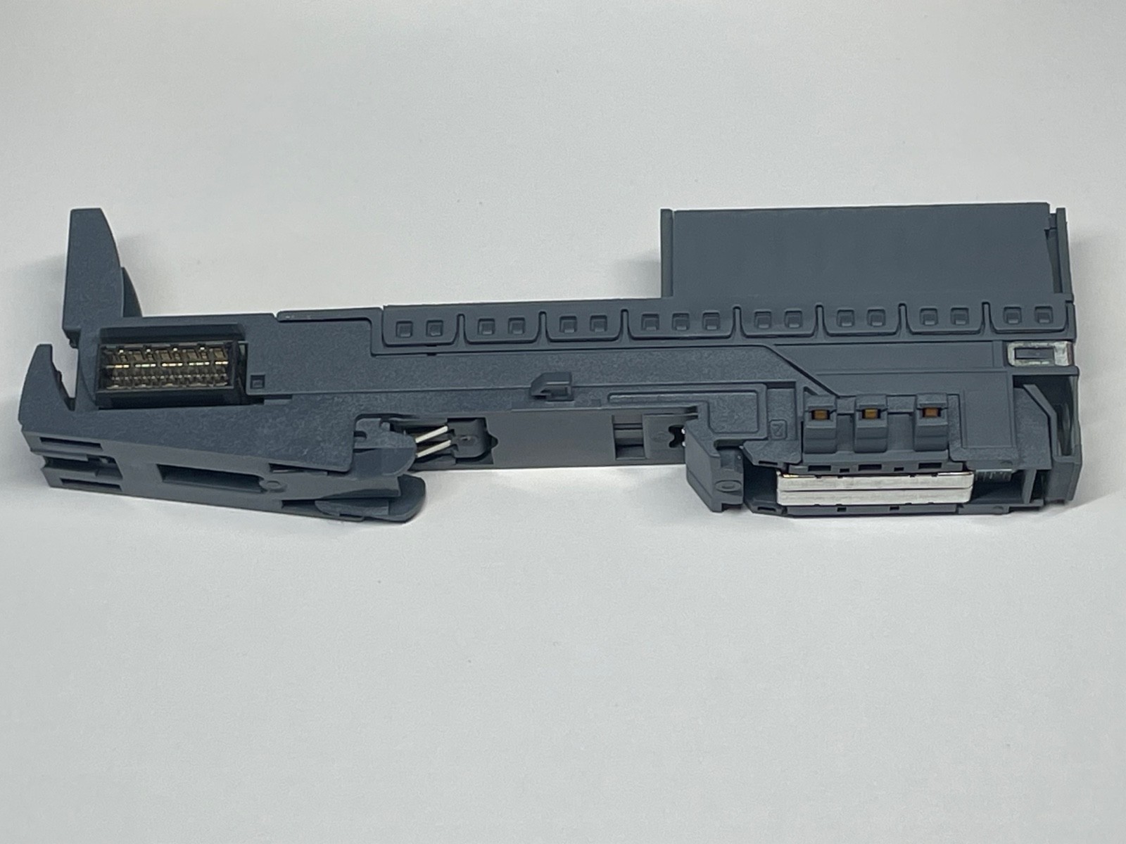 Siemens 6ES7 193-6BP00-0BA1 Base Unit Simatic ET 200SP
