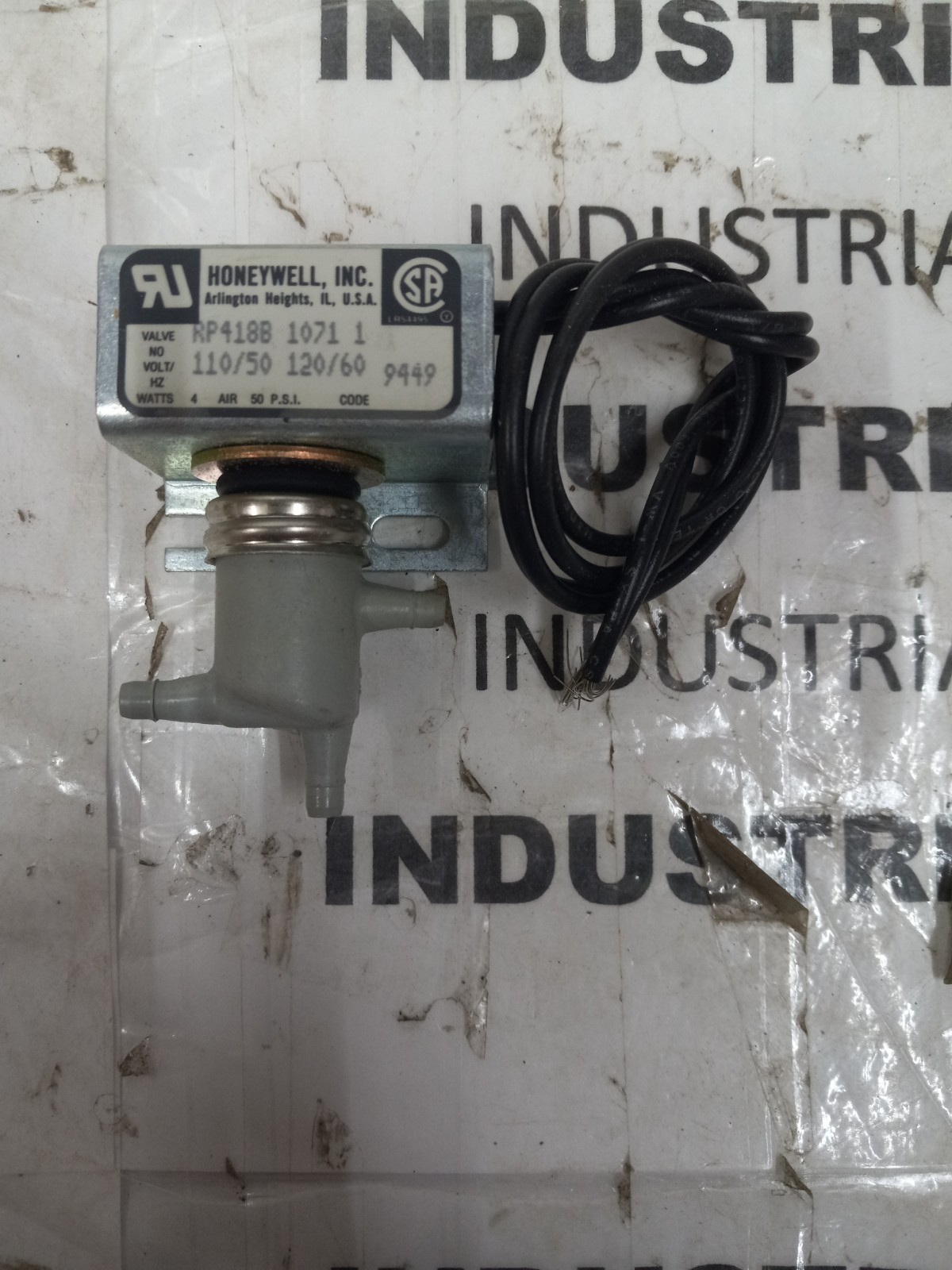 HONEYWELL SKINNER VALVE RP418B-10711/C75-1904-FS65