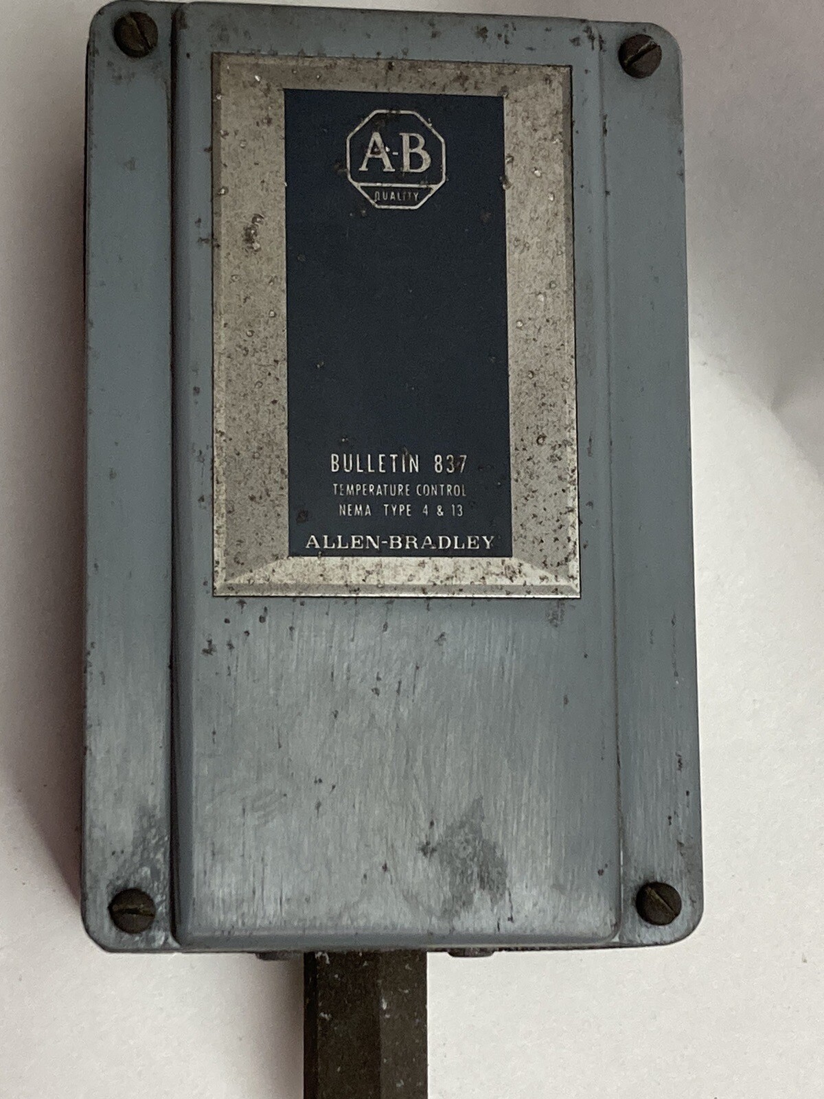 Allen-Bradley,Bulletin 837 Nema 4 & 13,Temperature Switch