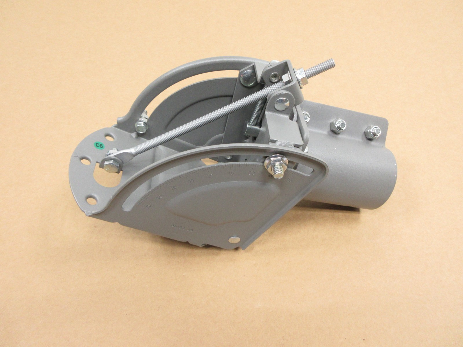 GRAY E0901301-01 TA SATELLITE MOUNTING NEW (P163)