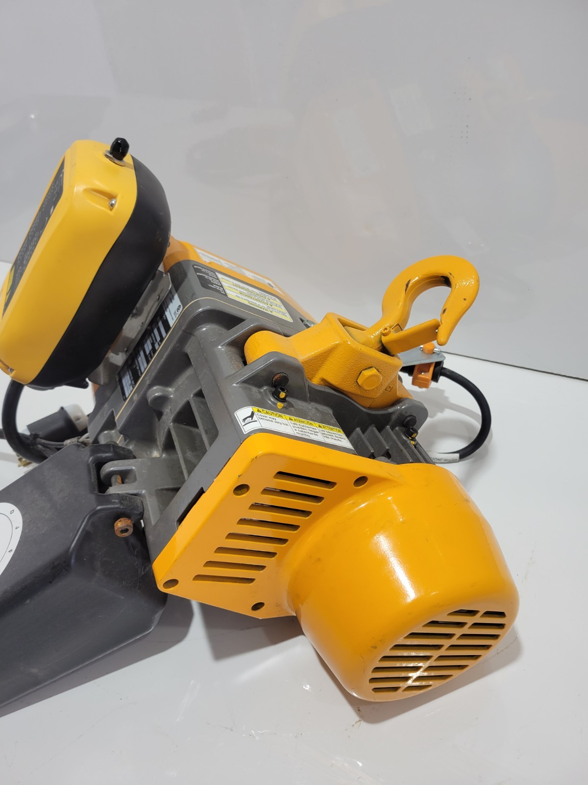 Harrington 1/4 Ton 500 lbs Electric Chain Hoist 208-230 Volt (As Is) See Details