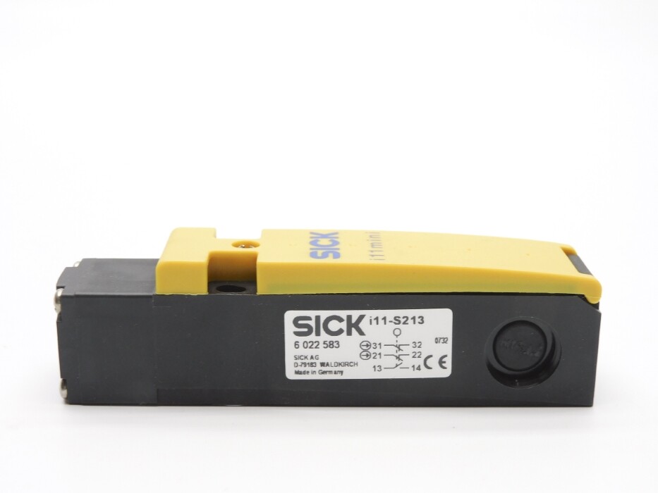 SICK I11-S213 6022583 230V 4A NSMP