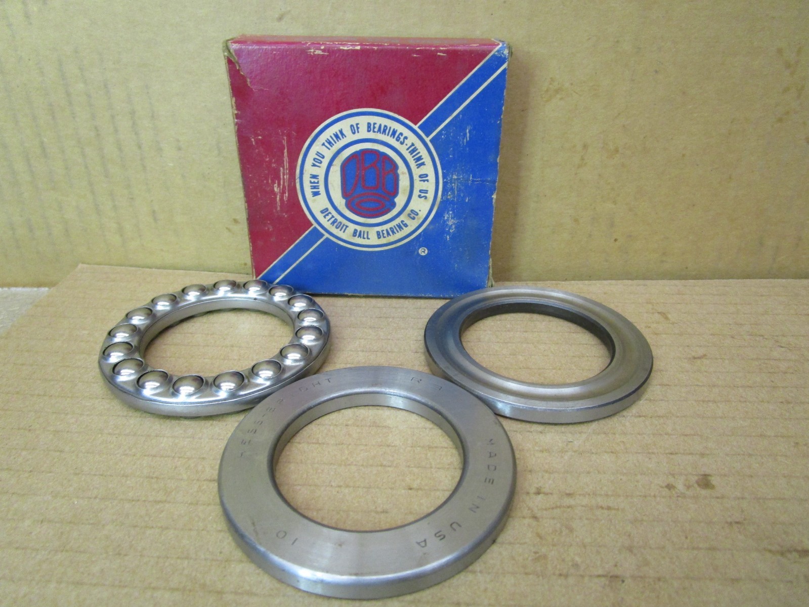 New Open Box Detroit Ball Bearing Co. Thrust 910 51889LR