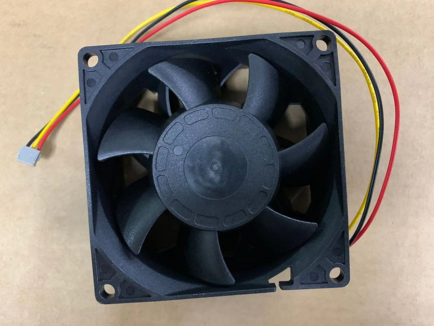 Nidec UltreFlo V80E24BS1A5-52 24V 0.47A 8038 80mm X38mm 3-wire 8CM Schneider fan