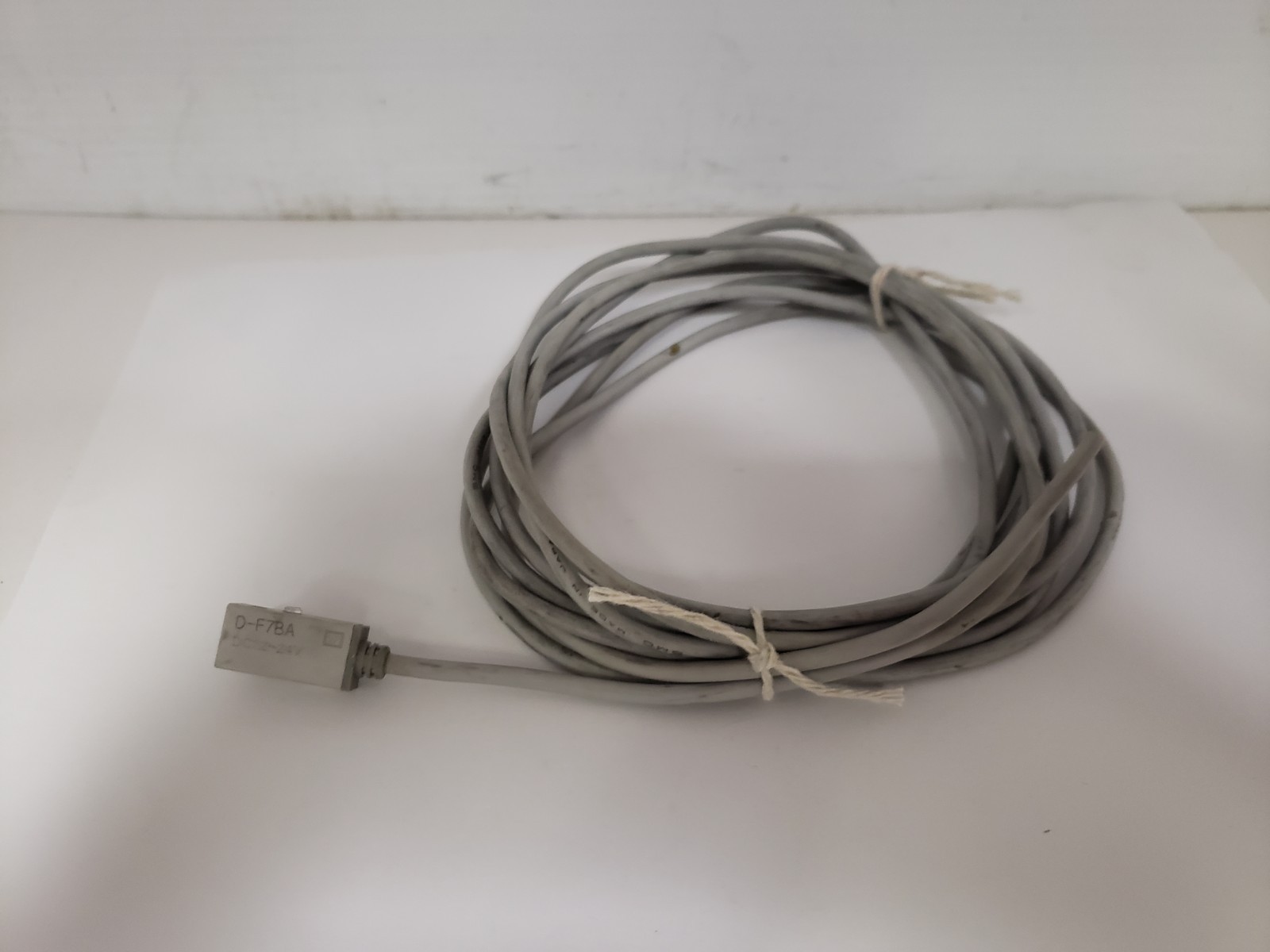 SMC D-F7BA AUTO SWITCH 12-24 VDC 1/2 METER CABLE 2 WIRE