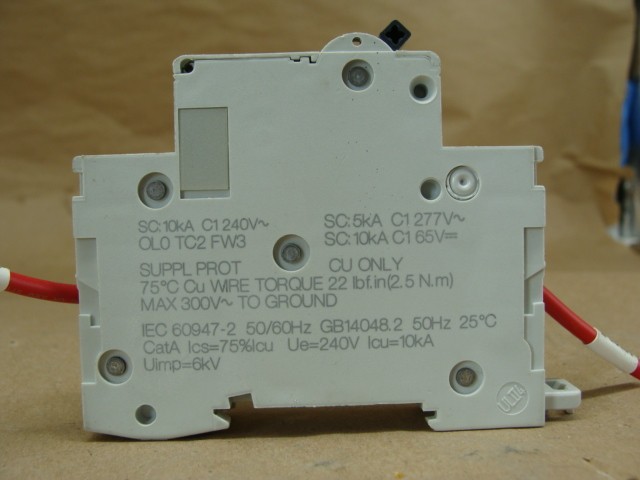 LOT OF 3 SCHNEIDER CIRCUIT BREAKERS MULTI 9 C2A C60 24426 277V ~ 65V 2A