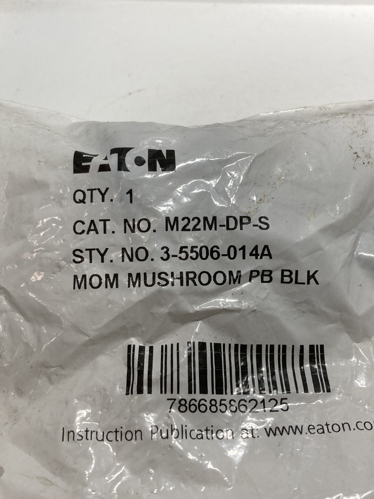 EATON M22M-DP-S PUSHBUTTON OPERATOR MUSHROOM BLACK MOMENTARY NIB