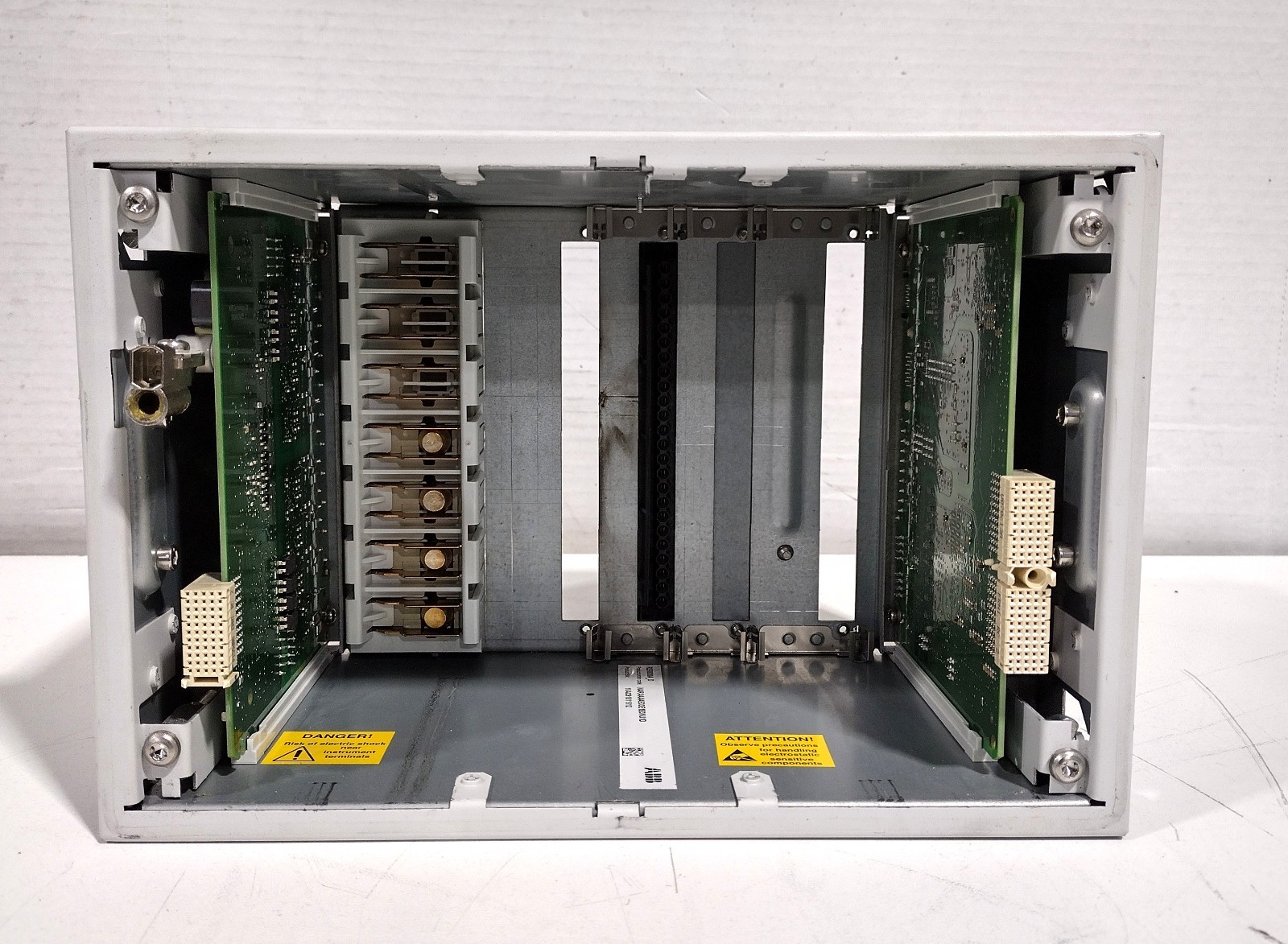 ABB RER620 NARAAAAB33E1B3NU1D Advanced Recloser Protection & Control Relay
