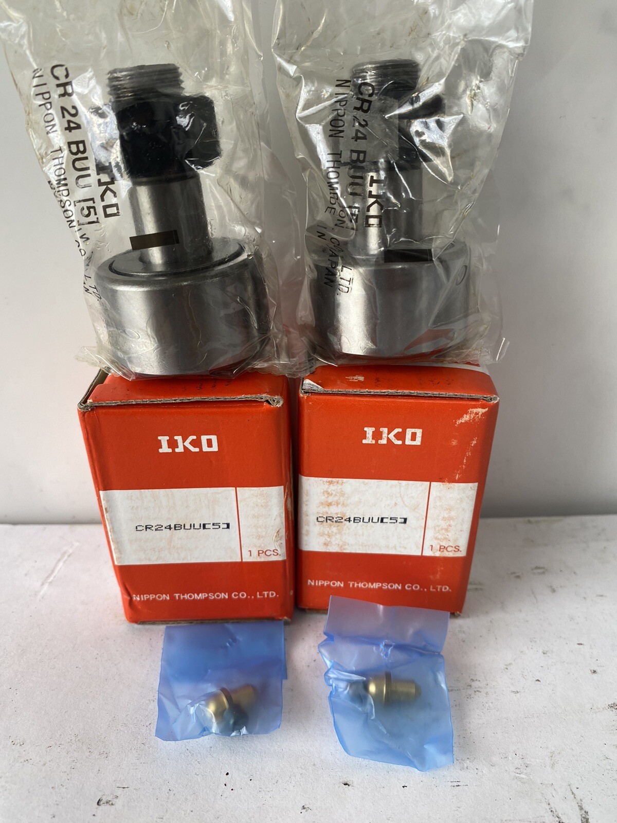 Lot Of 2 IKO CR24BUU, Cam Follower,Flat,1 1/2″ Roller DIA,7/8″ Roller New In Box