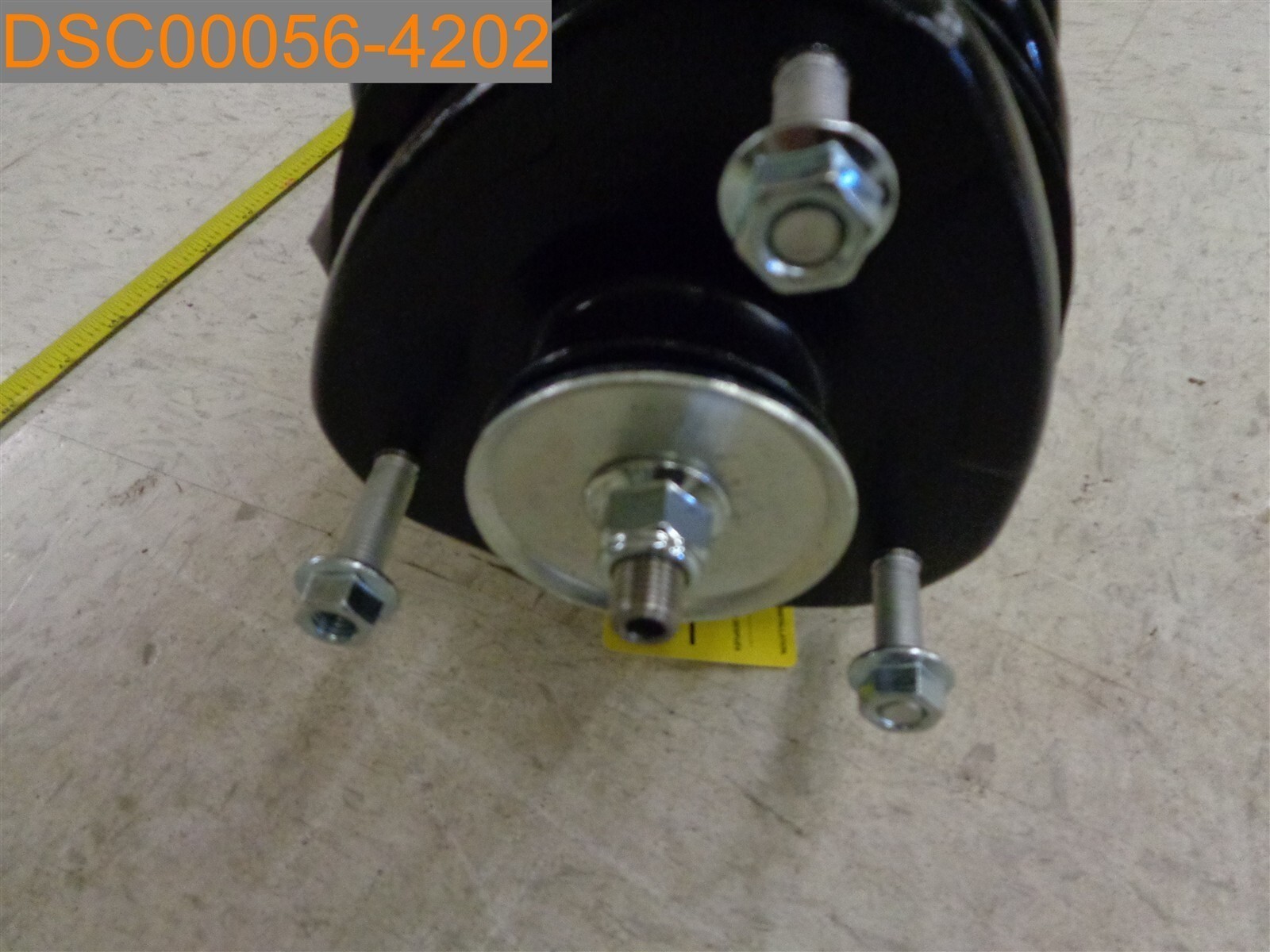 UNITY AUTOMOTIVE Complete Strut Assembly 11713, 172434, 813566022894
