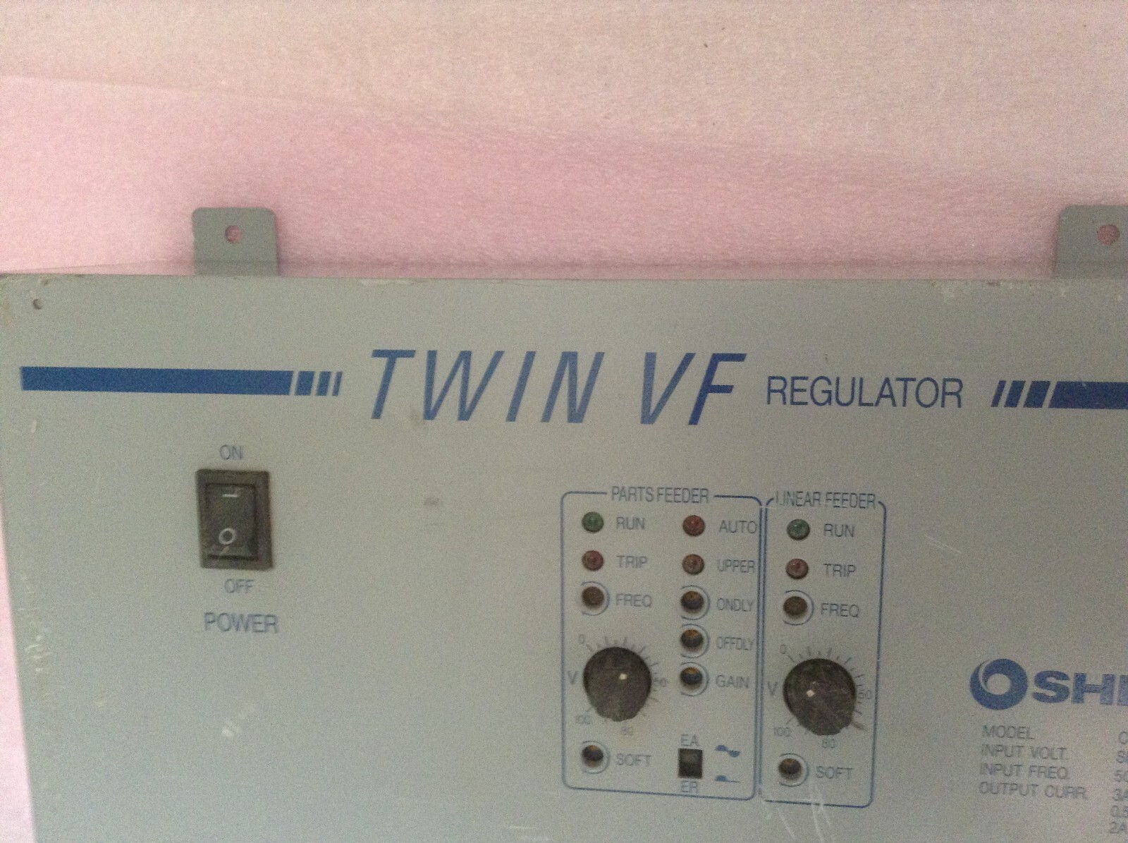 Shinko C8-3VFT-2 Twin VF Regulator 200/220V