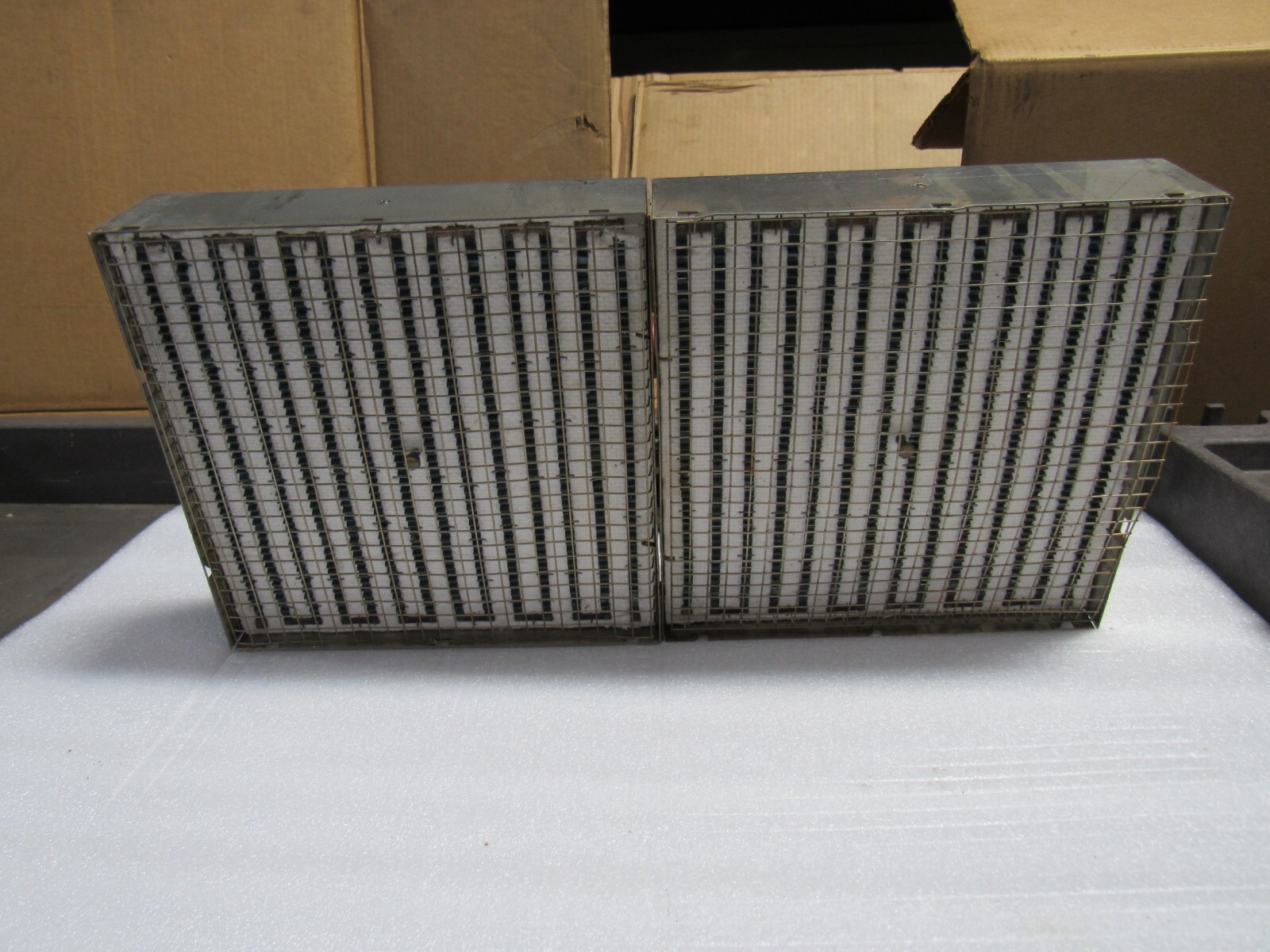 KRELUS IR HEATER CH-5042 G14-25-25 1.7KW 230V MINI/5MM 7.4A – USED