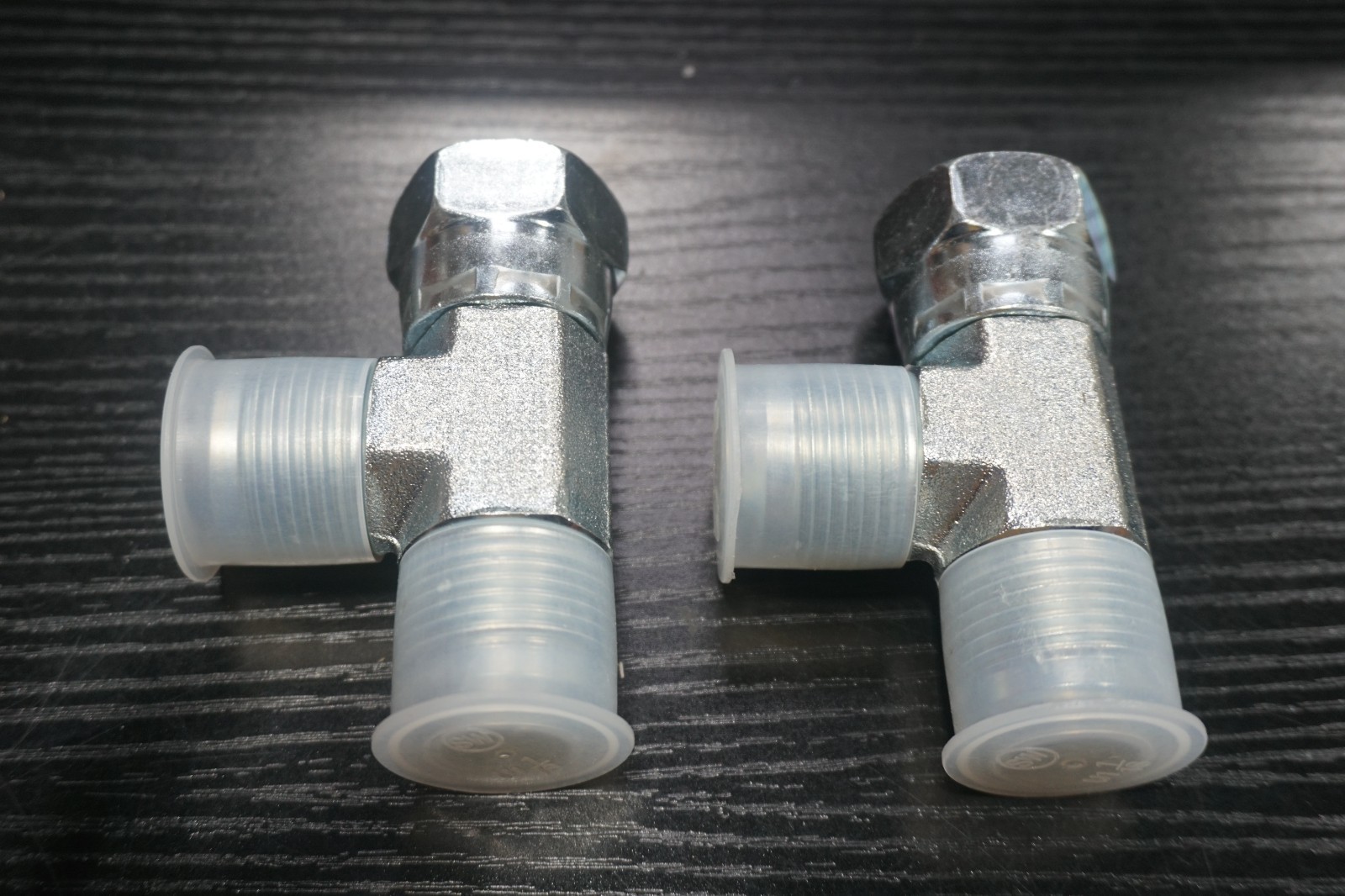 Aeroquip 203102-12-12S 3/4″ JIC FXMXM TEE ADAPTER, Free Shipping, 2 Pieces