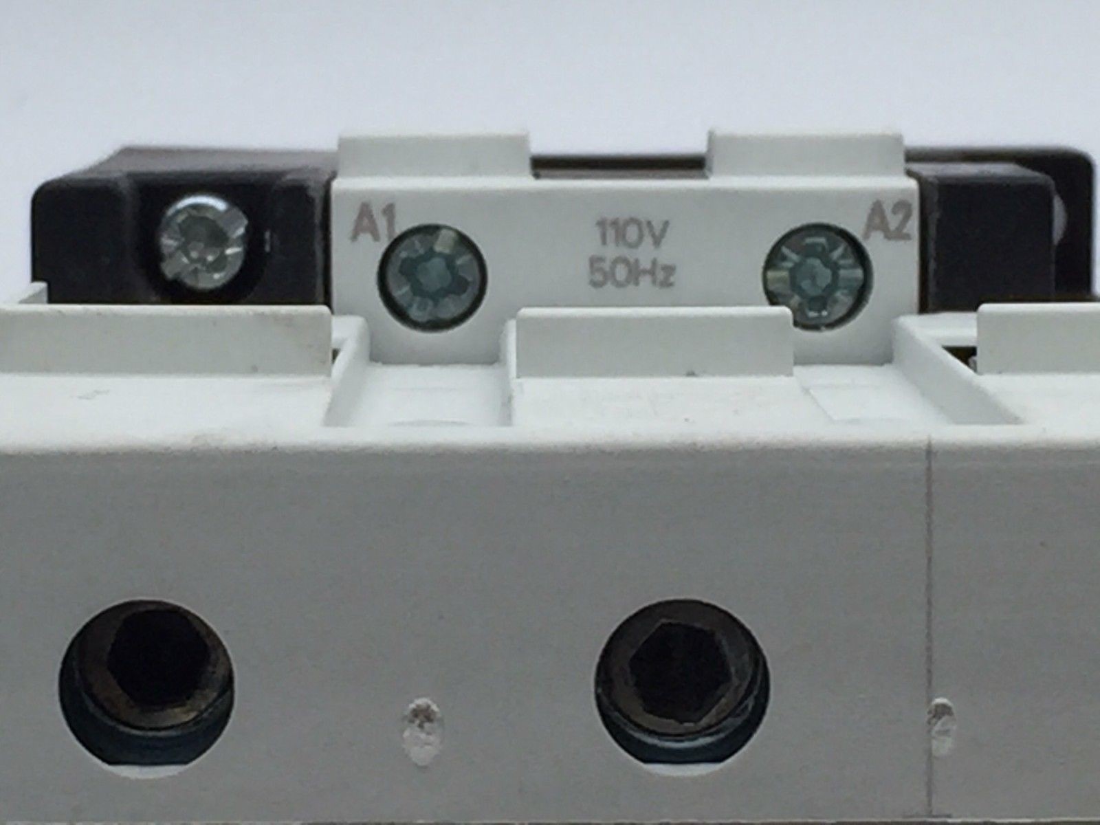 Siemens Sirius 3RT1046-1AV00 Contactor 110V 3P 3 Pole AC-3 400V 45kW 95A 95 Amp
