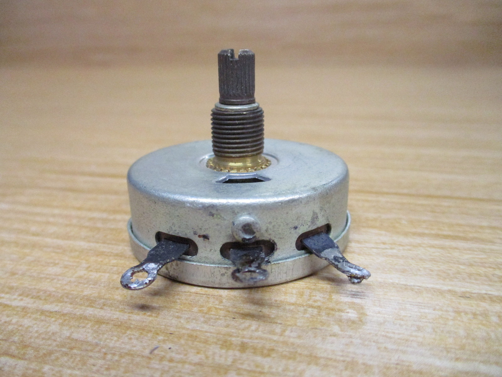Mallory M25PK Cornell Dubilier Potentiometer