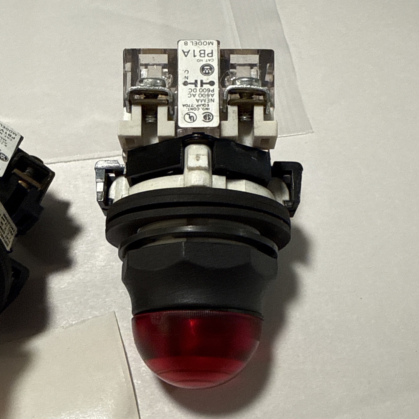 Lot of 2 Westinghouse PB2HF0V7 120V Red Pilot Lights PB1V0P 1 w/ PB1A Contact