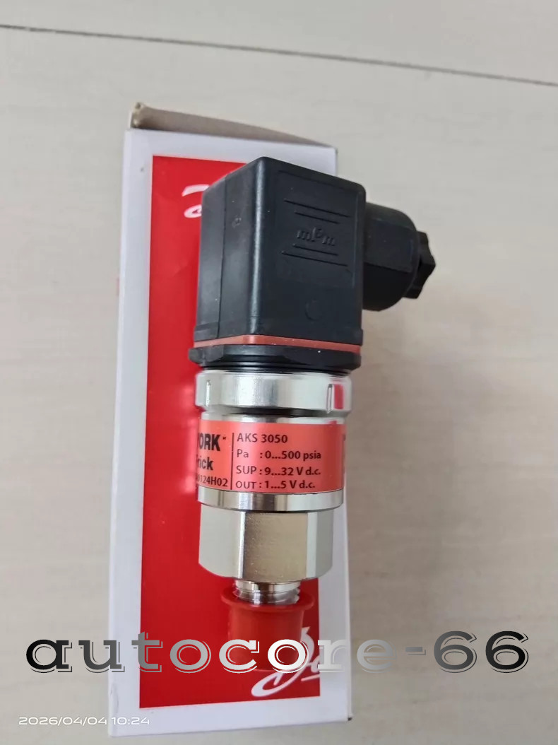 1PC NEW Danfoss AKS3050 Pressure Sensor 060G3592 Fast shipping One-year warranty