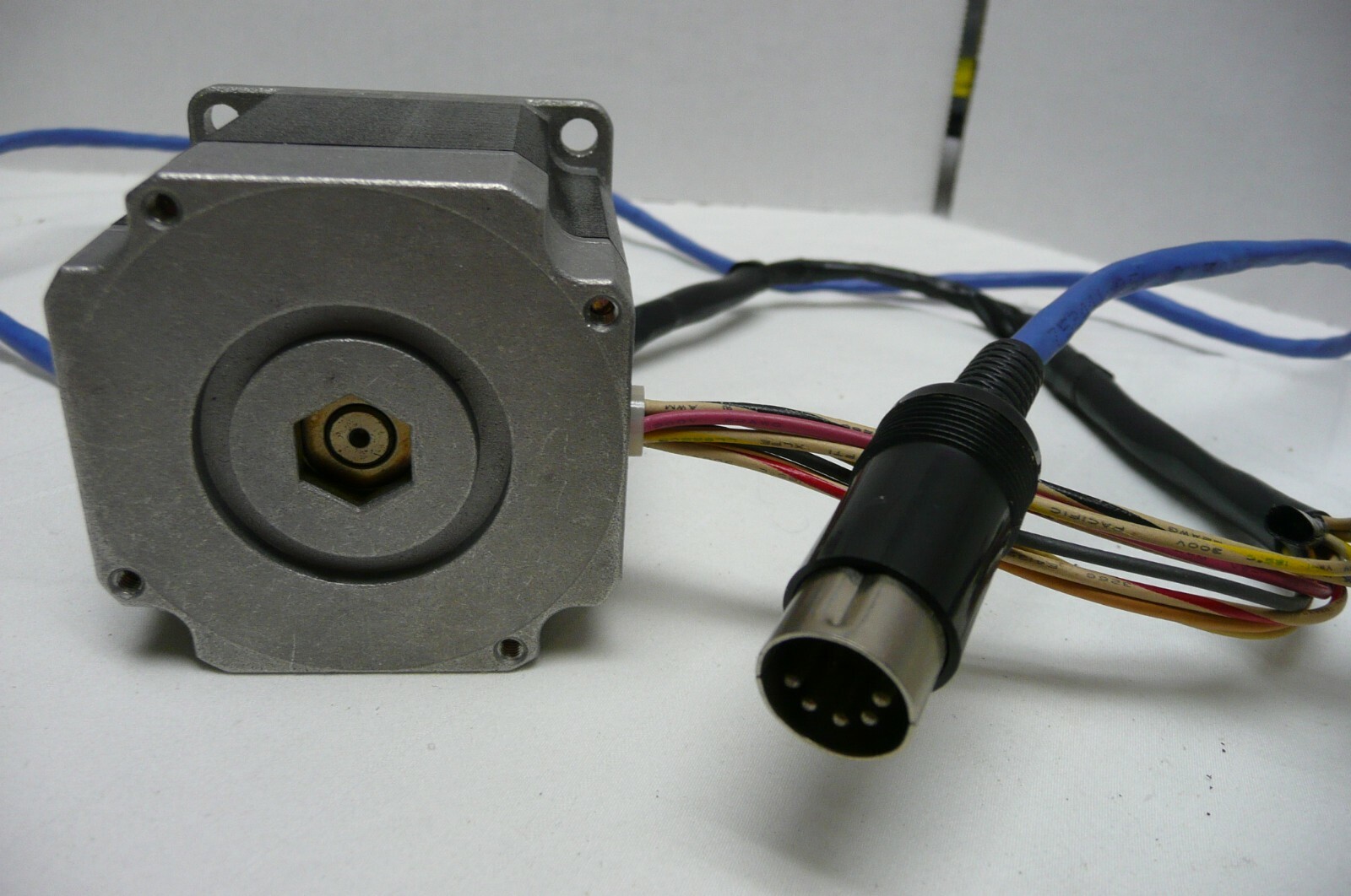 INTELLIGENT MOTION SYSTEMS MH2-2222-S STEPPING MOTOR