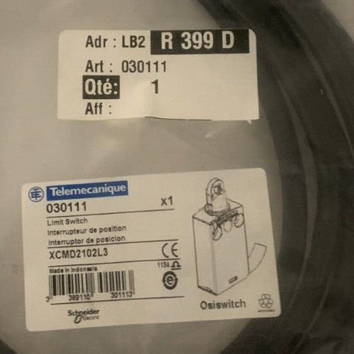 One XCMD2102L3 Travel Limit Switch New Fast Shipping