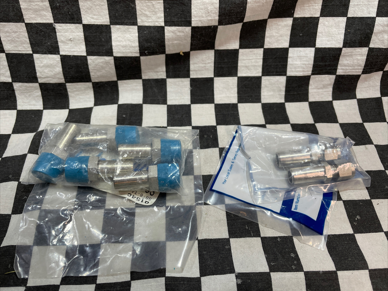 LOT OF 7 SWAGELOK SS-8-TA-1-6 & SS-400-R-8, SHIPSAMEDAY#V1X