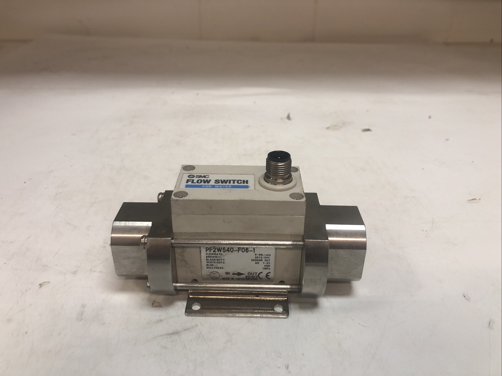 1 Used SMC PD2W540-F06-1 Flow Switch For Water, Flowrate 5-40L/min